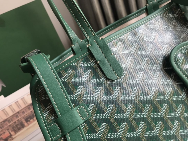 Goyard Pet Bags